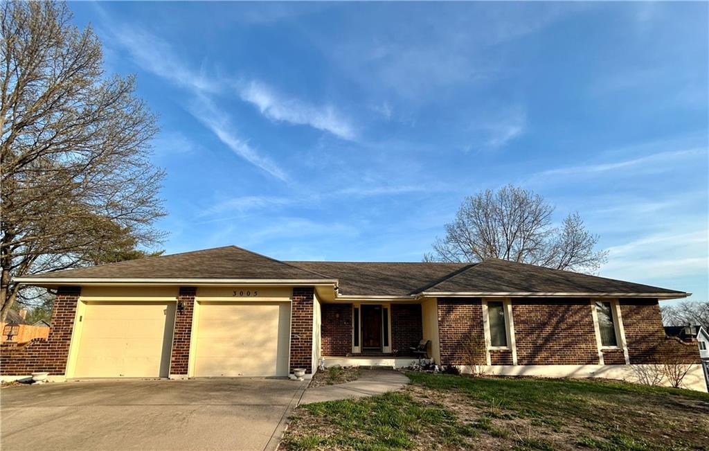 Listing Photo MLS #HMS2613136