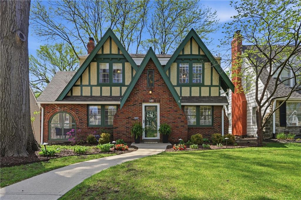 Listing Photo MLS #HMS2613157