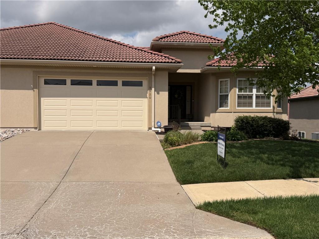 Listing Photo MLS #HMS2613194