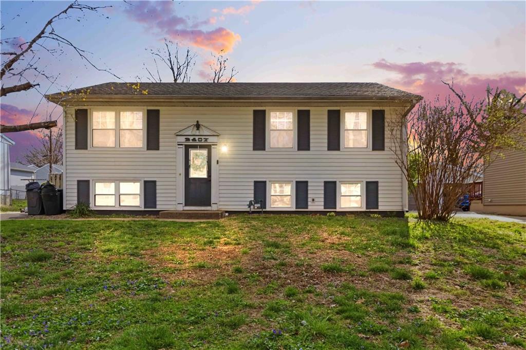 Listing Photo MLS #HMS2613209