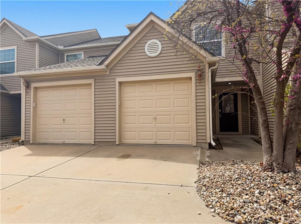 Listing Photo MLS #HMS2613348