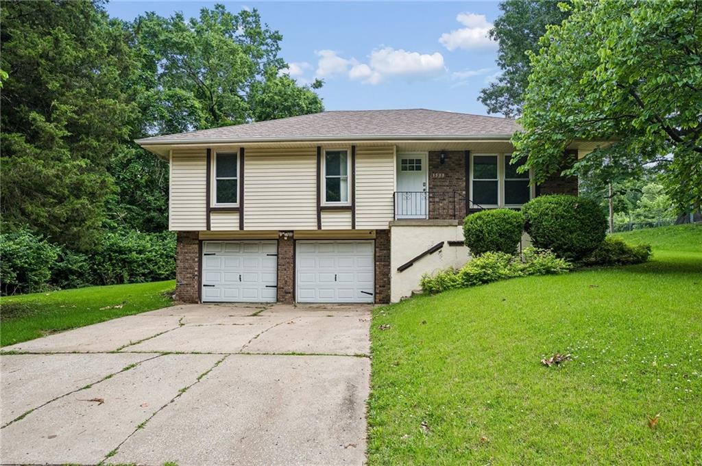 Listing Photo MLS #HMS2613650