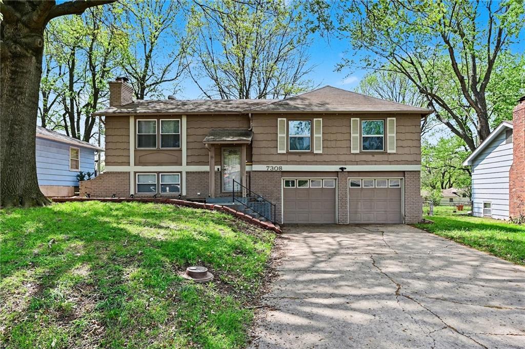 Listing Photo MLS #HMS2613723