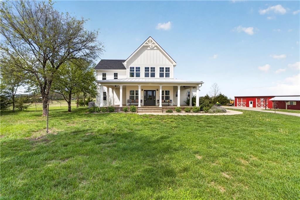 Listing Photo MLS #HMS2613837