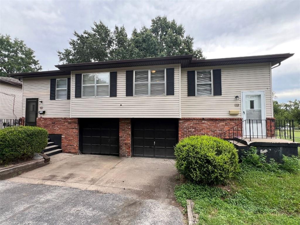 Listing Photo MLS #HMS2613838