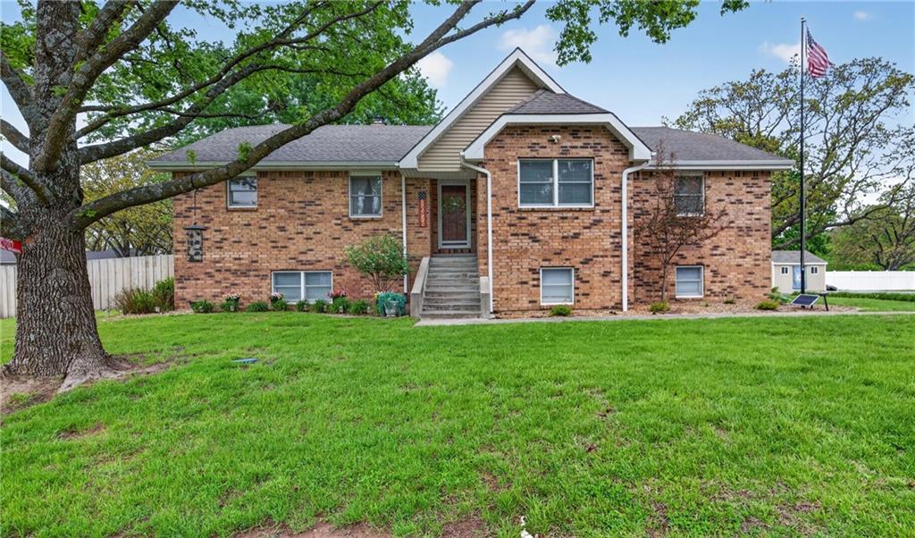 Listing Photo MLS #HMS2613848