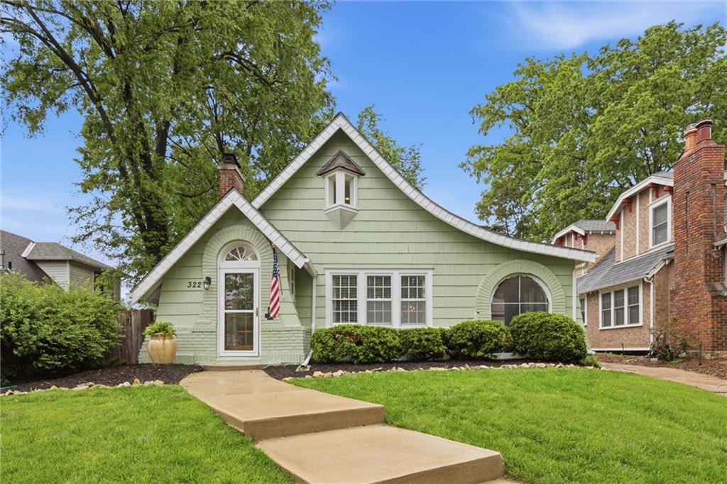 Listing Photo MLS #HMS2613866