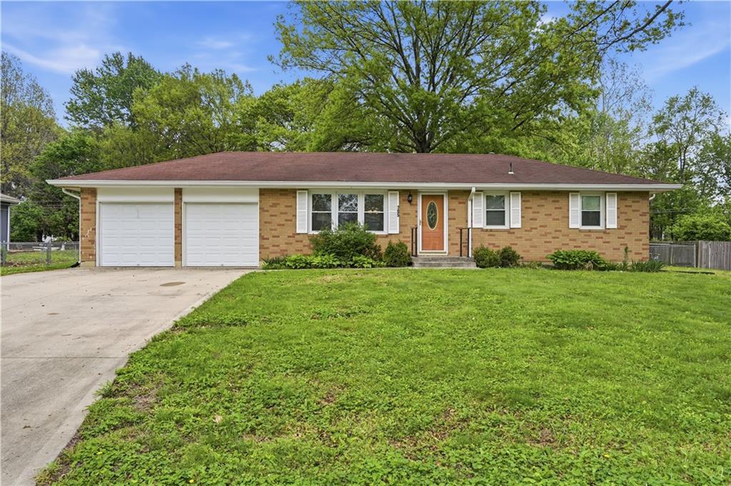 Listing Photo MLS #HMS2613914