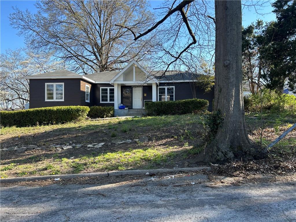 Listing Photo MLS #HMS2614099