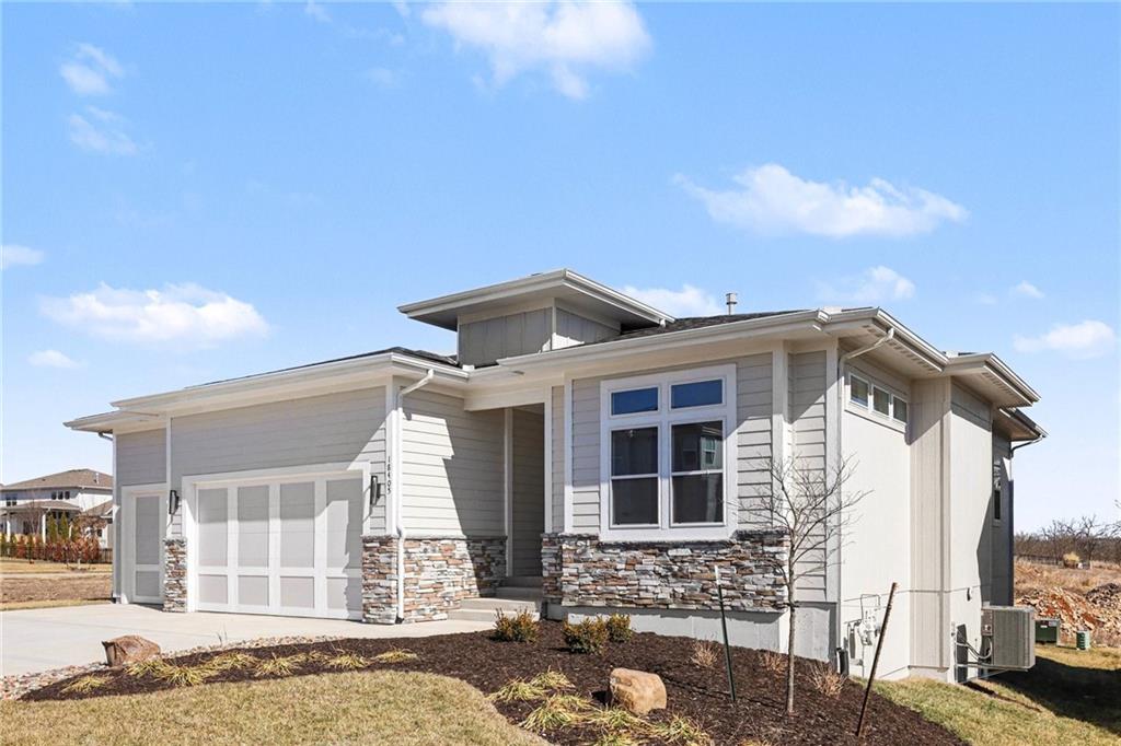 Listing Photo MLS #HMS2614819