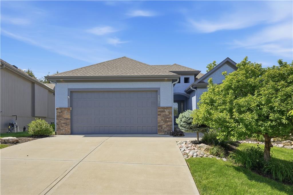 Listing Photo MLS #HMS2614861