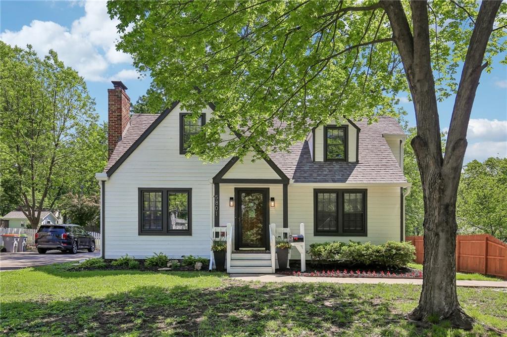 Listing Photo MLS #HMS2615348