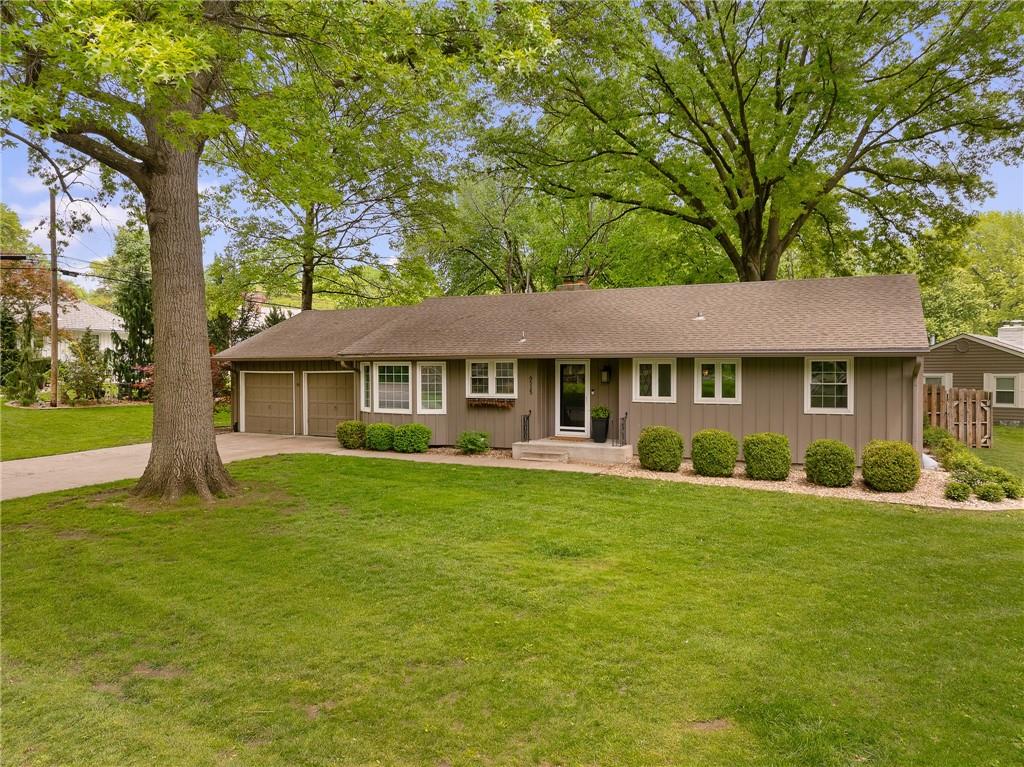 Listing Photo MLS #HMS2615422