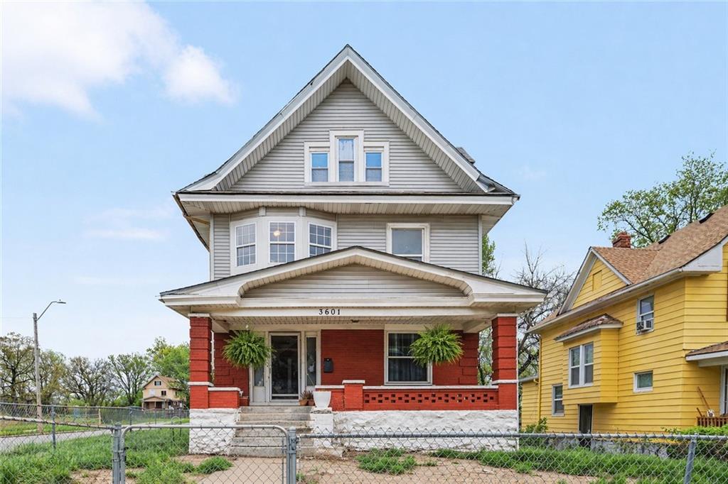 Listing Photo MLS #HMS2615531