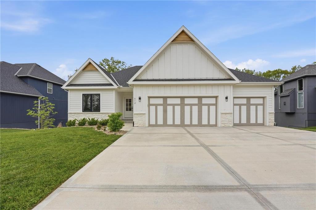 Listing Photo MLS #HMS2615922