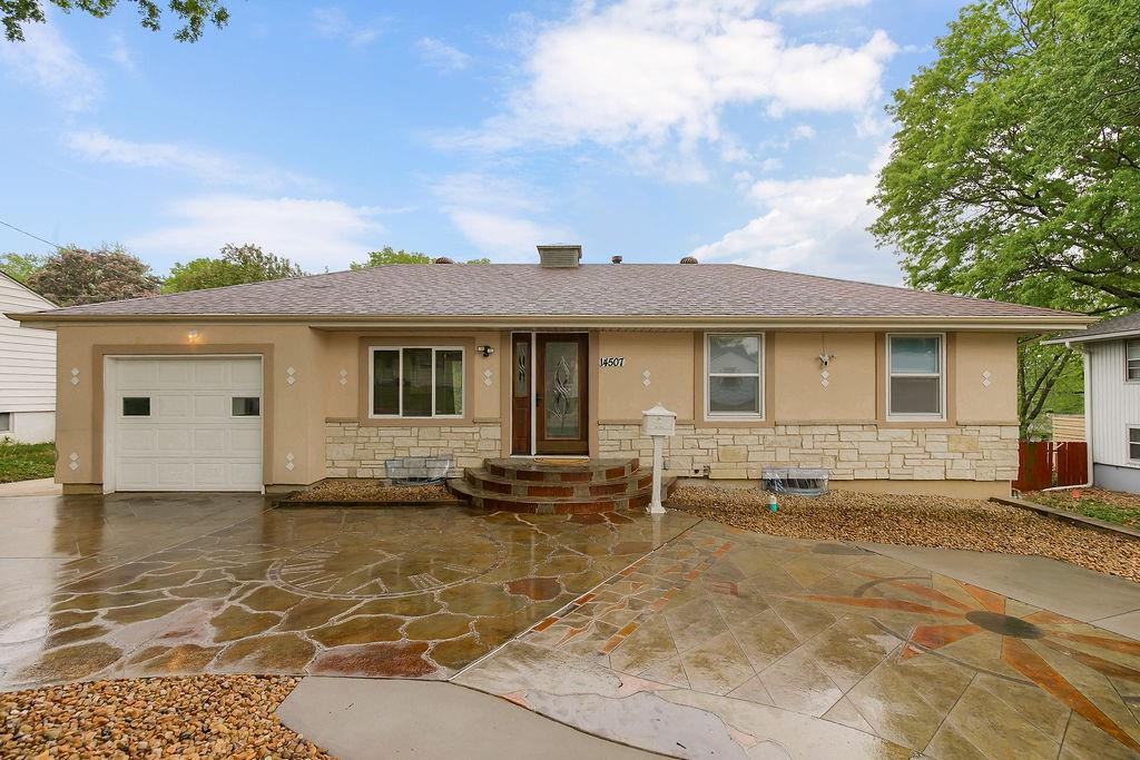 Listing Photo MLS #HMS2615964