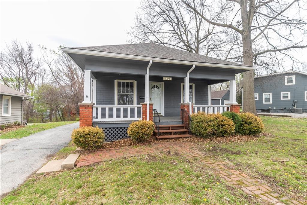 Listing Photo MLS #HMS2616000