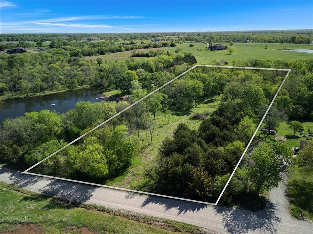 Listing Photo MLS #HMS2616054