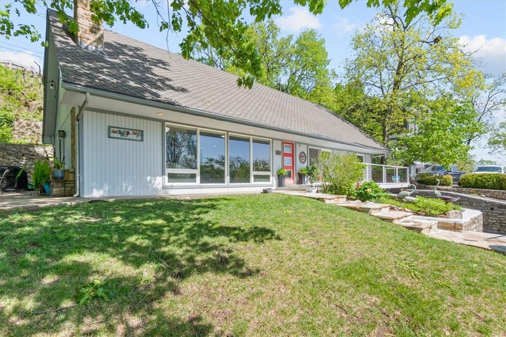 Listing Photo MLS #HMS2616111