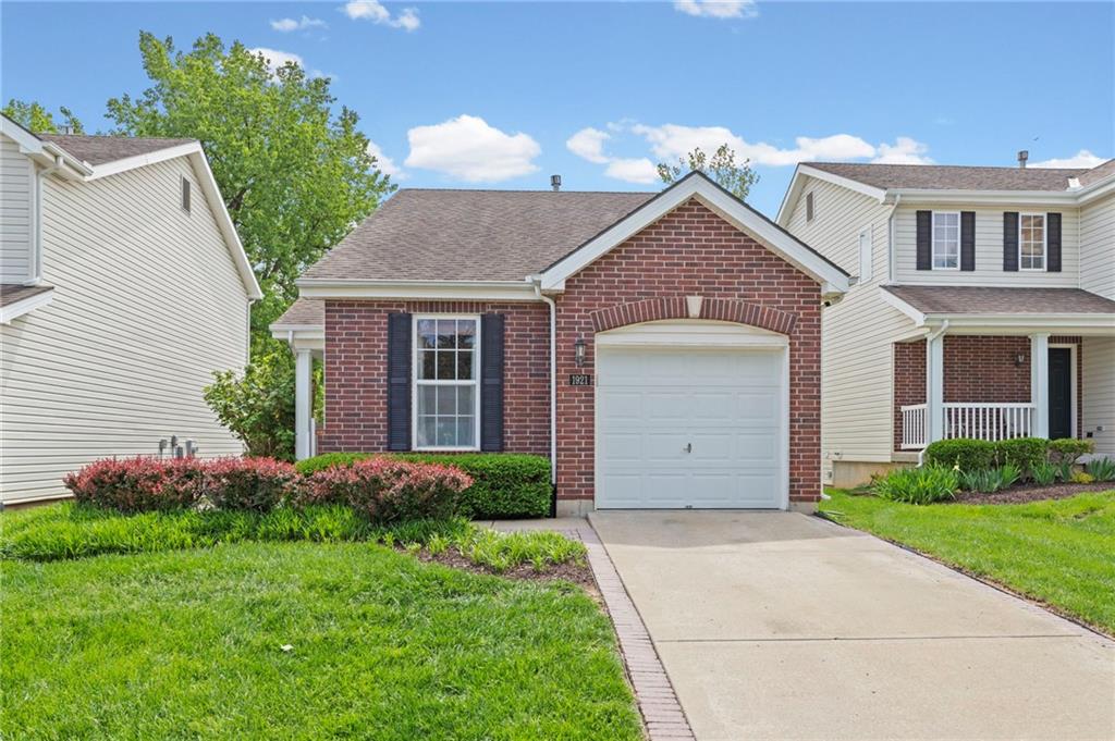 Listing Photo MLS #HMS2616200