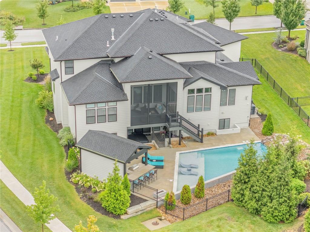 Listing Photo MLS #HMS2616244
