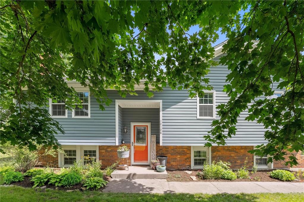 Listing Photo MLS #HMS2616446