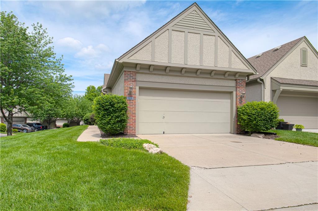 Listing Photo MLS #HMS2616516