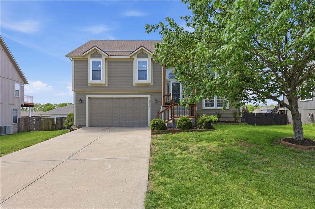 Listing Photo MLS #HMS2616723