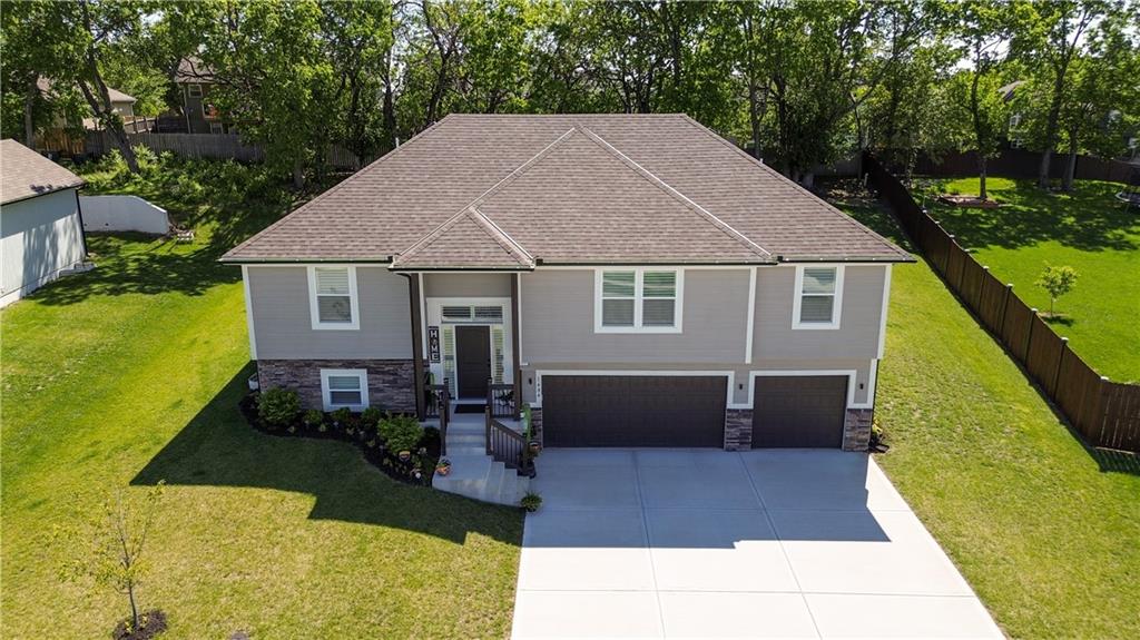 Listing Photo MLS #HMS2616899