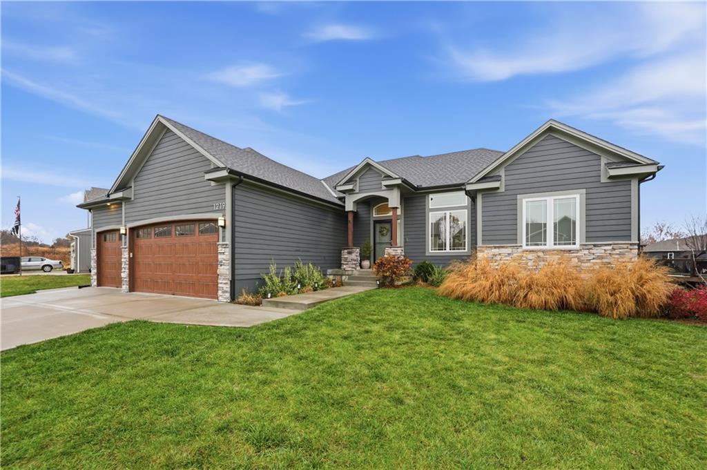 Listing Photo MLS #HMS2616957