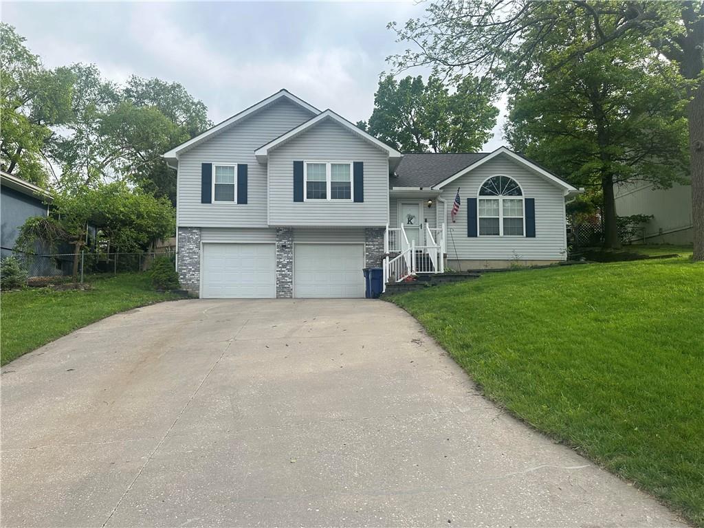 Listing Photo MLS #HMS2617035