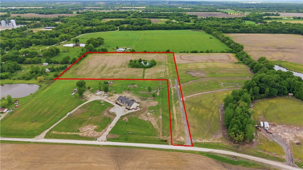 Listing Photo MLS #HMS2617116