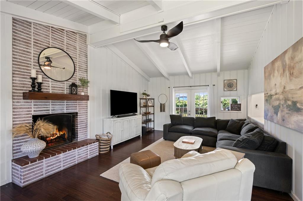 Listing Photo MLS #HMS2617248