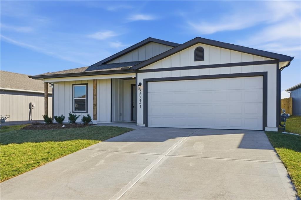 Listing Photo MLS #HMS2617330