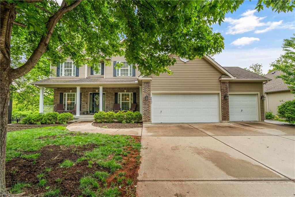 Listing Photo MLS #HMS2617405