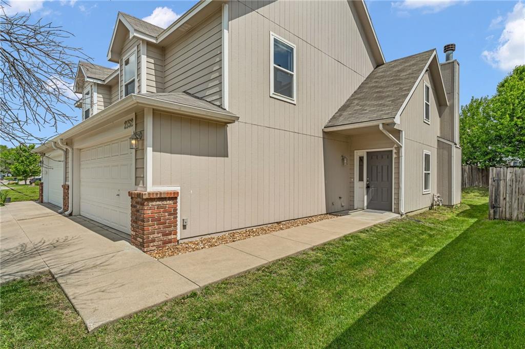 Listing Photo MLS #HMS2617485