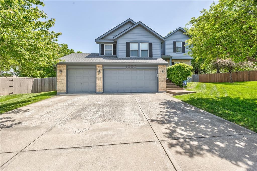Listing Photo MLS #HMS2617497