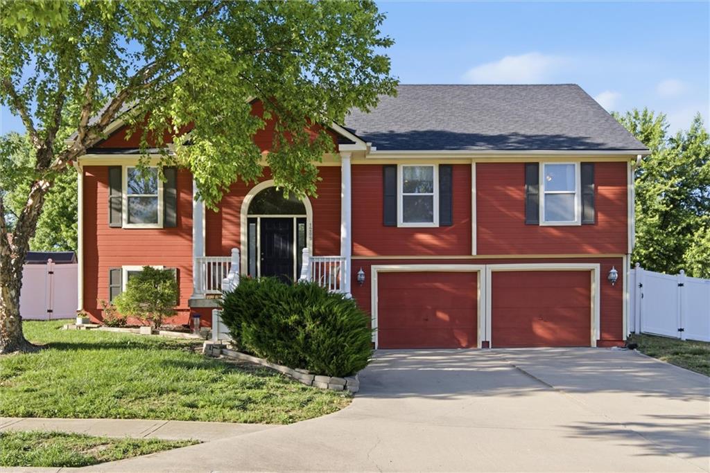 Listing Photo MLS #HMS2617590