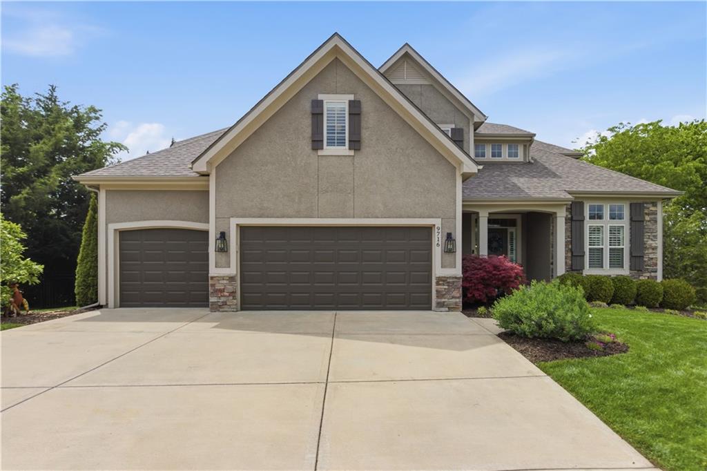 Listing Photo MLS #HMS2617732