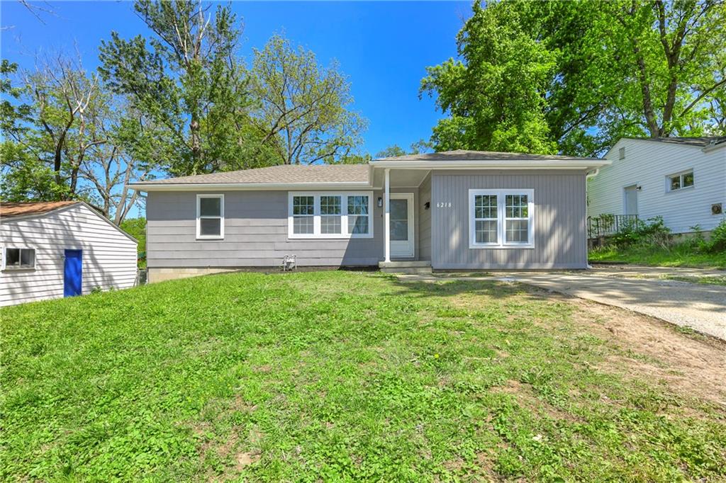 Listing Photo MLS #HMS2617788