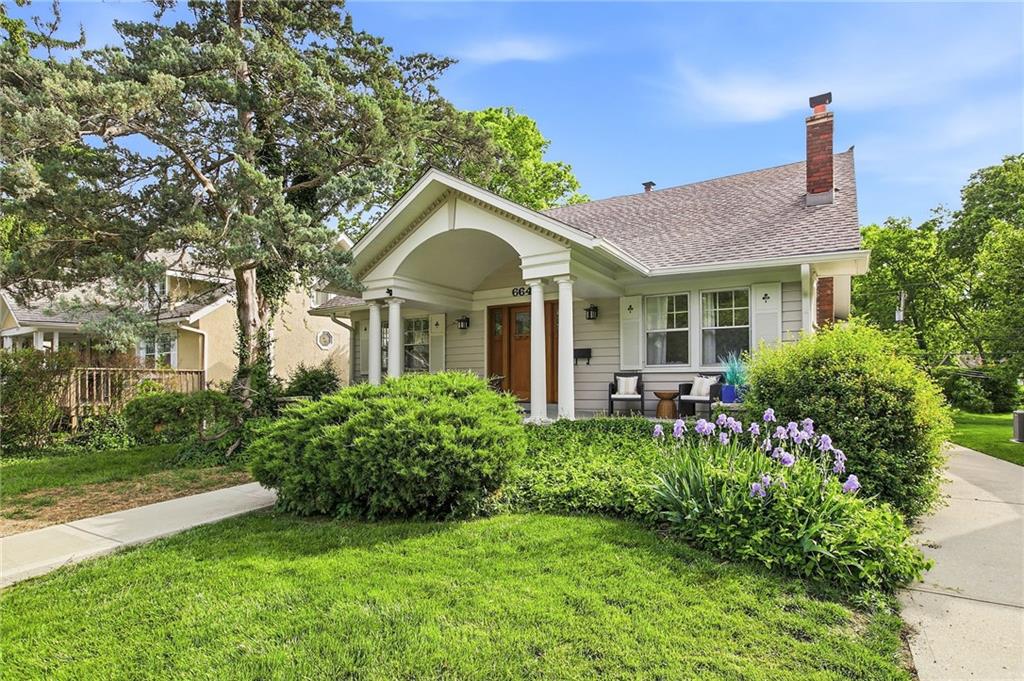 Listing Photo MLS #HMS2618068