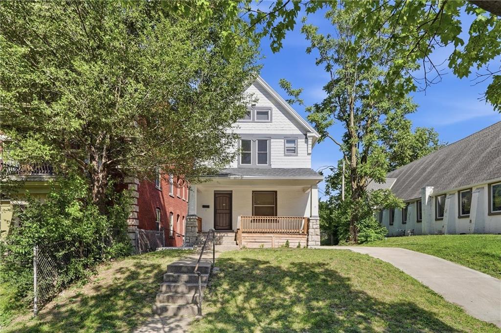 Listing Photo MLS #HMS2618081