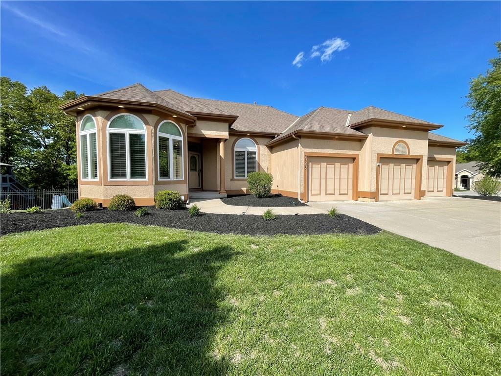 Listing Photo MLS #HMS2618253