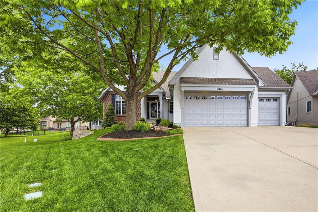 Listing Photo MLS #HMS2618615