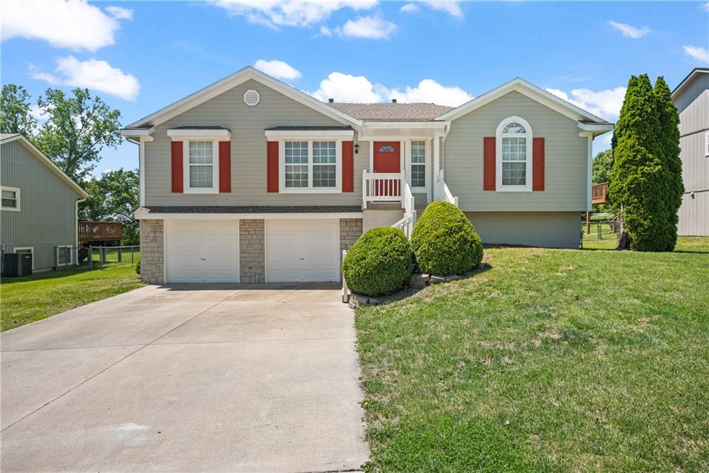 Listing Photo MLS #HMS2618753