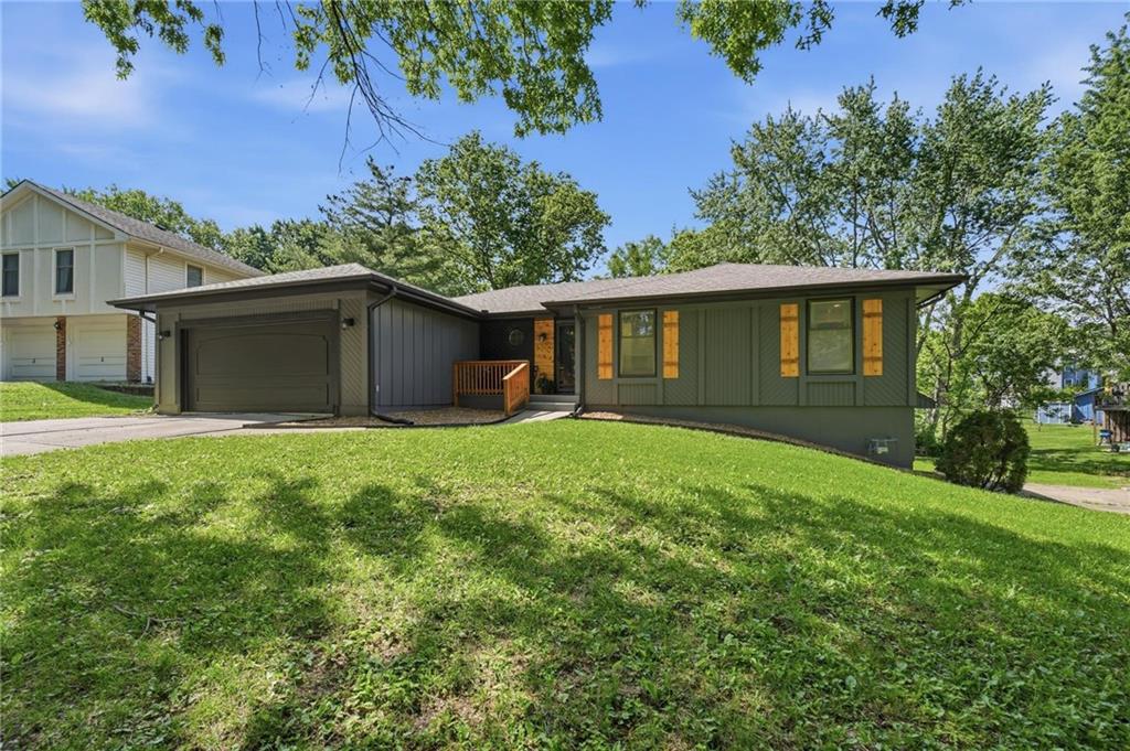 Listing Photo MLS #HMS2618754
