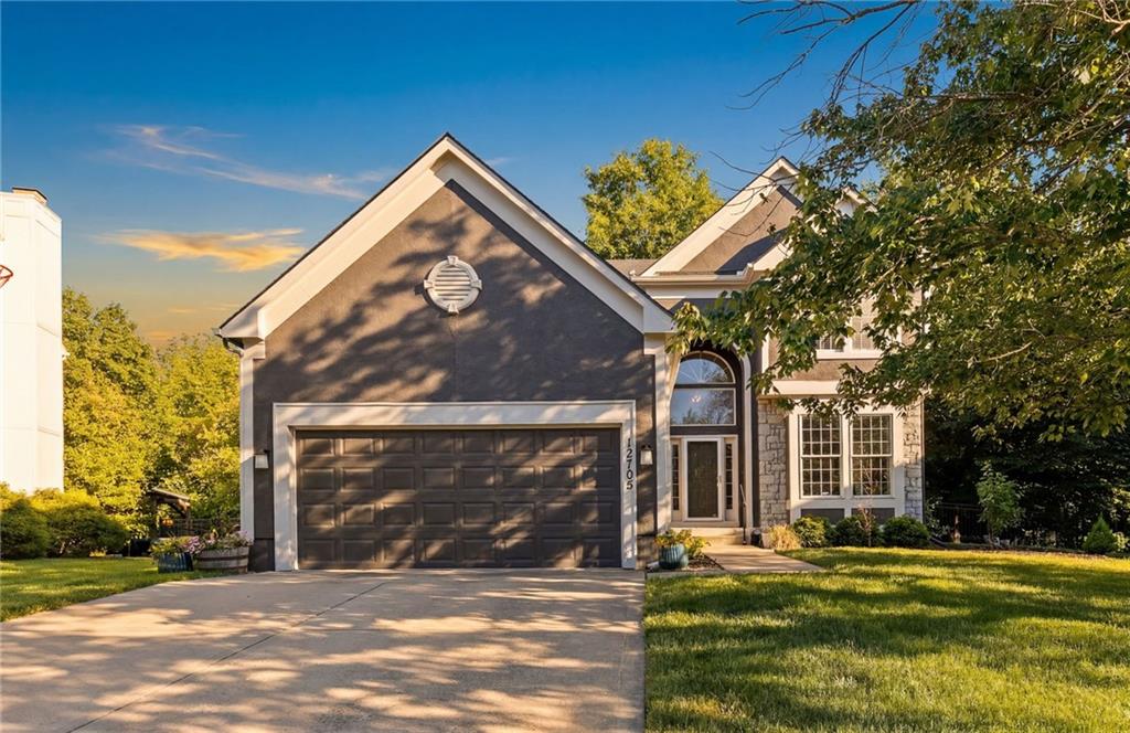 Listing Photo MLS #HMS2618817