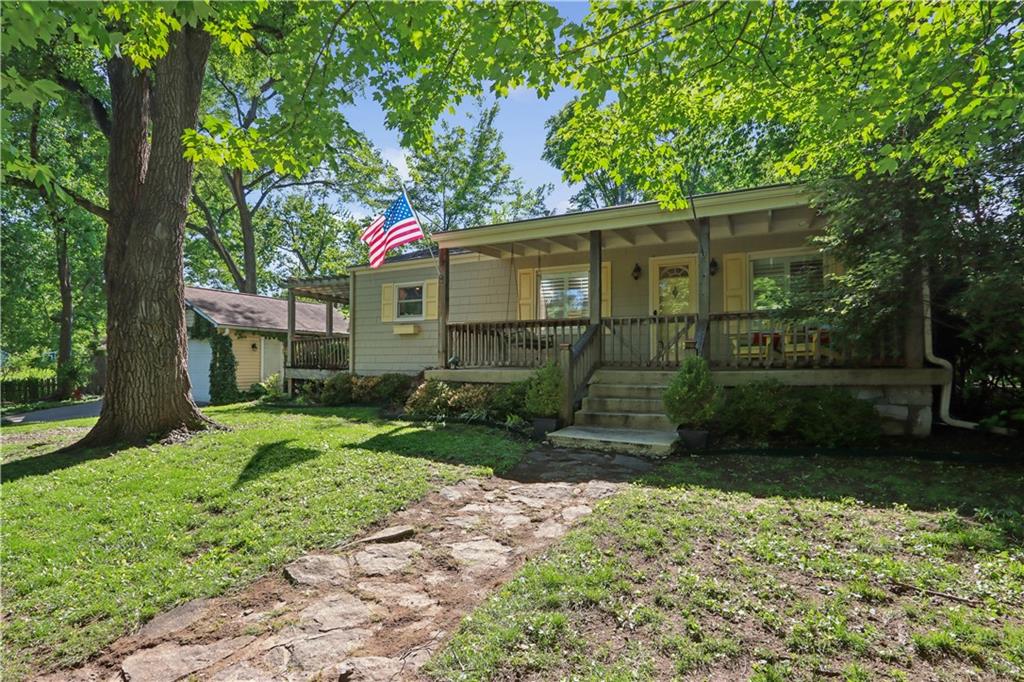 Listing Photo MLS #HMS2618880