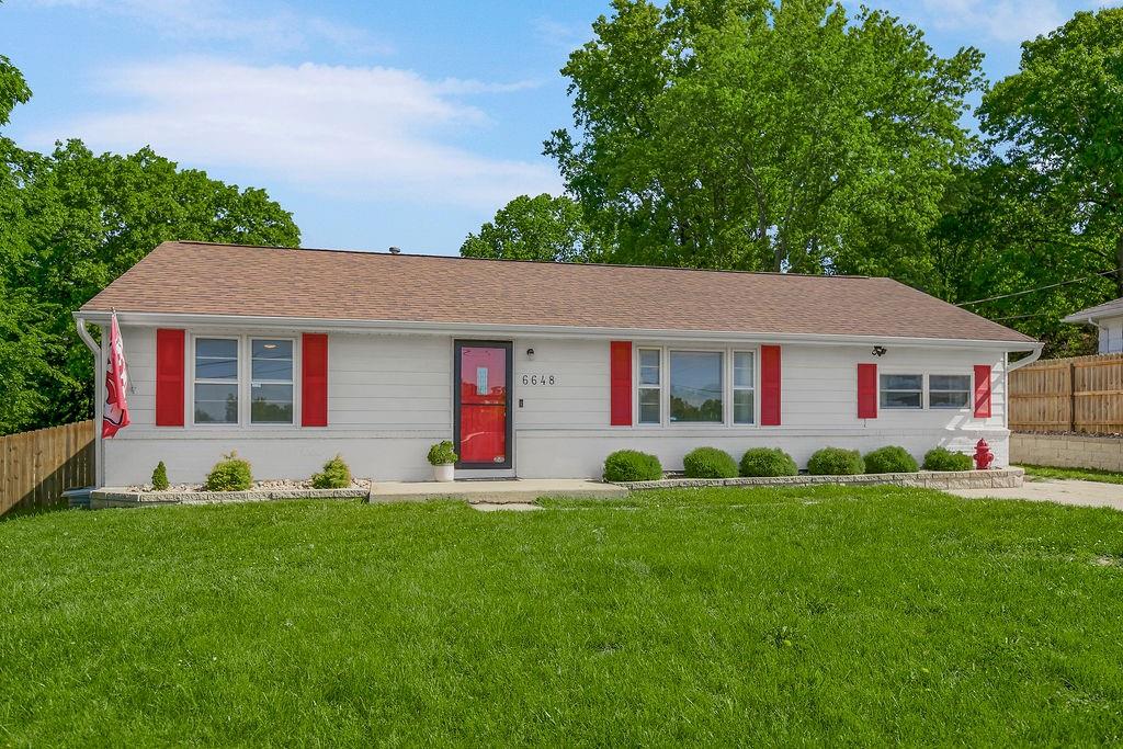 Listing Photo MLS #HMS2618959