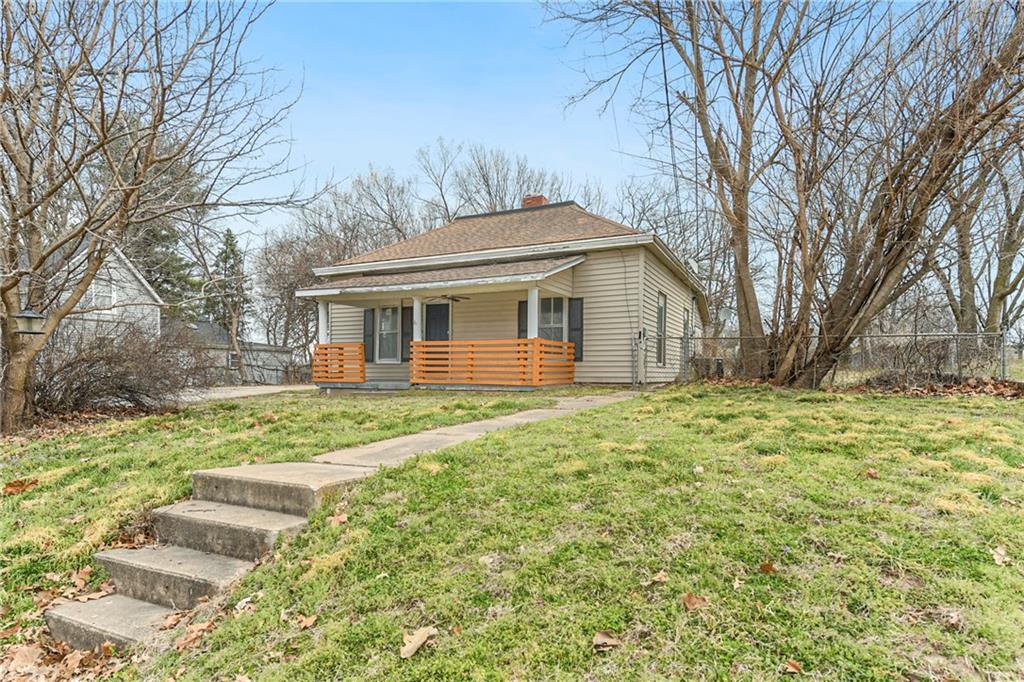 Listing Photo MLS #HMS2618963